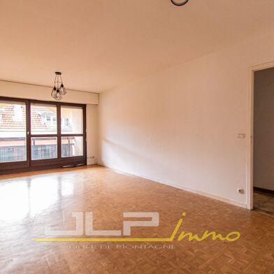 Appartement 4 pièces 310000 €