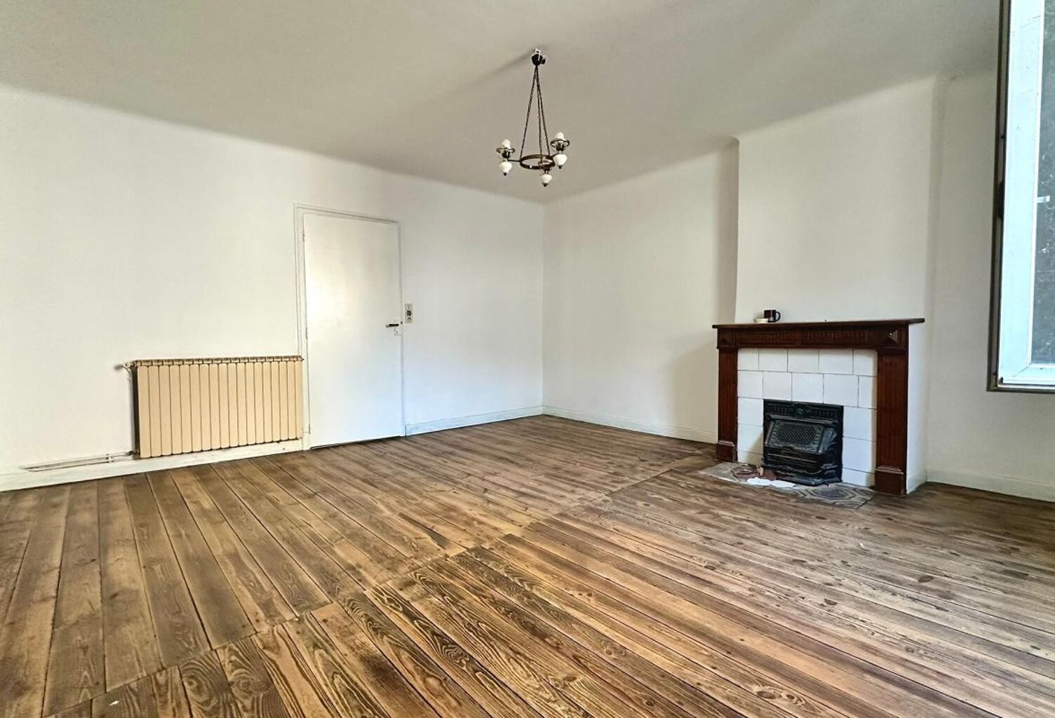 Ensemble immobilier à fort potentiel à Cransac   — photo 1