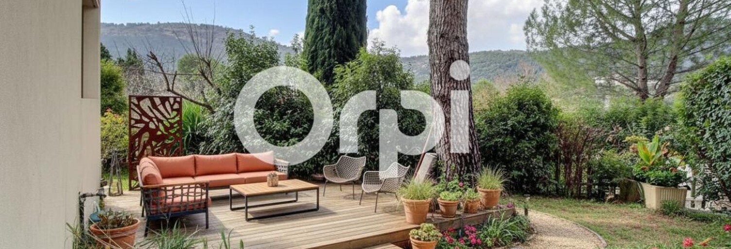 Appartement 6 Pièces 98 m² à vendre à La Penne-sur-Huveaune (13821)
