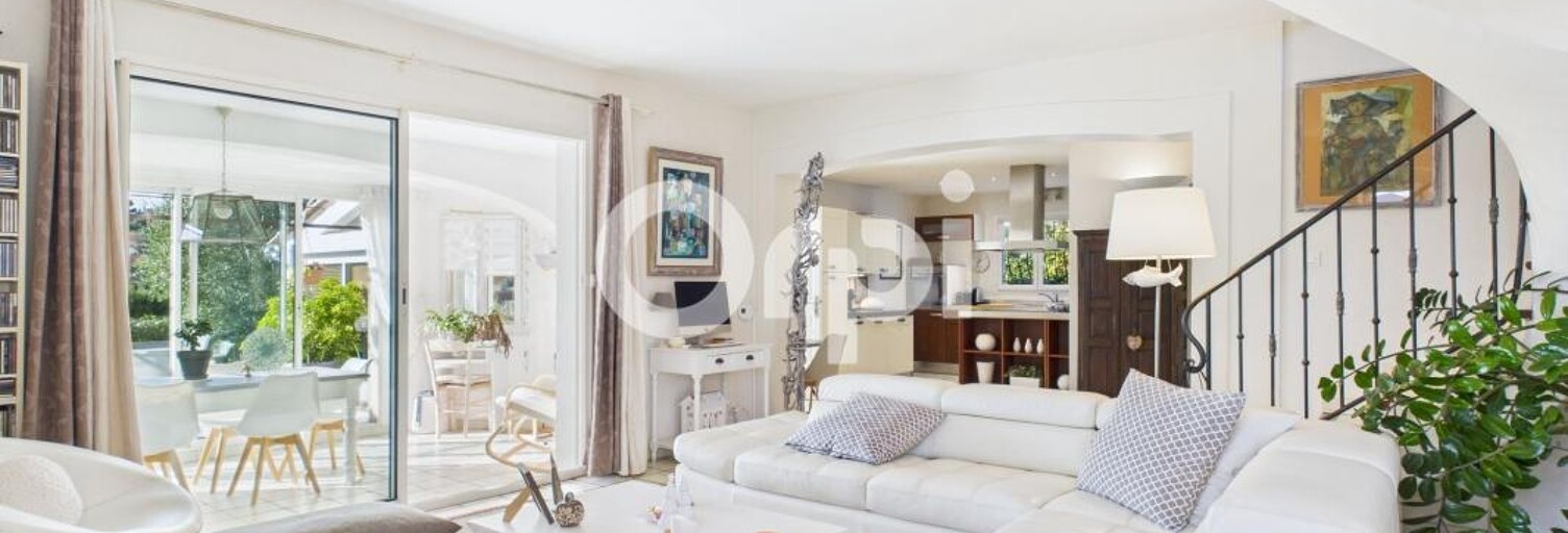 Maison 4 Pièces 133 m² à vendre à Les Adrets-de-l'Estérel (83600)