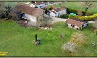 Maison 7 Pièces 211 m² à vendre à Aubeterre-sur-Dronne (16390)