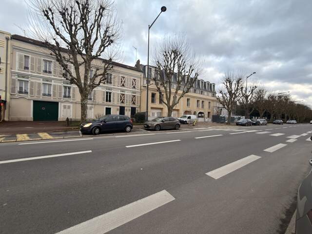 Appartement neuf de standing avec jardin, 4 pièces à CHANTILLY (60) — photo du bien