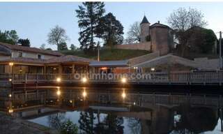 Commerce  383 m² à vendre à Condac (16700)