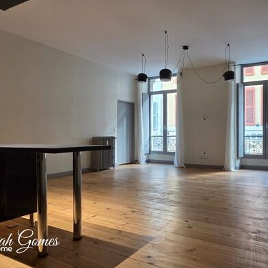 Appartement 3 pièces 243500 €