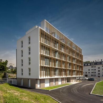 Appartement 2 pièces 582 €