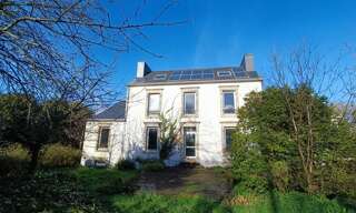 Maison 7 Pièces 215 m² à vendre à Mahalon (29790)