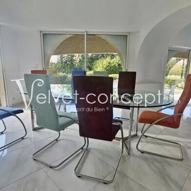 Maison 13 pièces 3890000 €