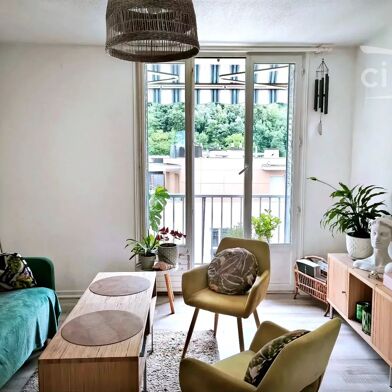 Appartement 3 pièces 538 €