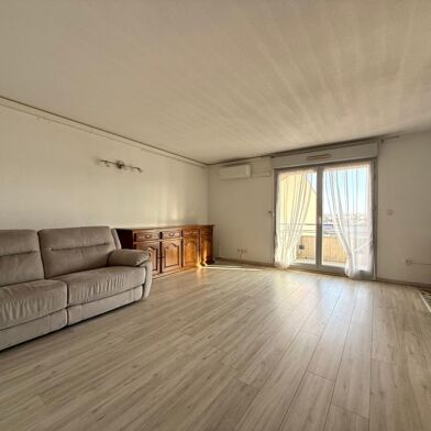 Appartement 3 pièces 1040 €