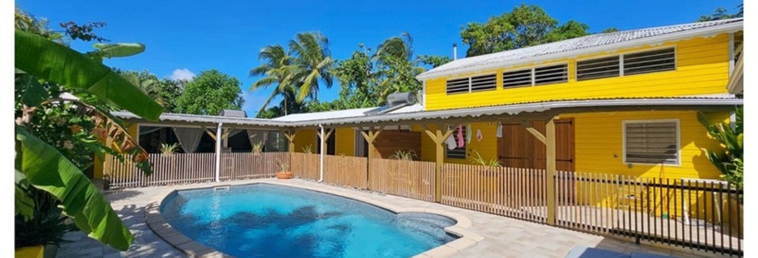 Maison 12 Pièces 272 m² à vendre à Sainte-Rose (97115)