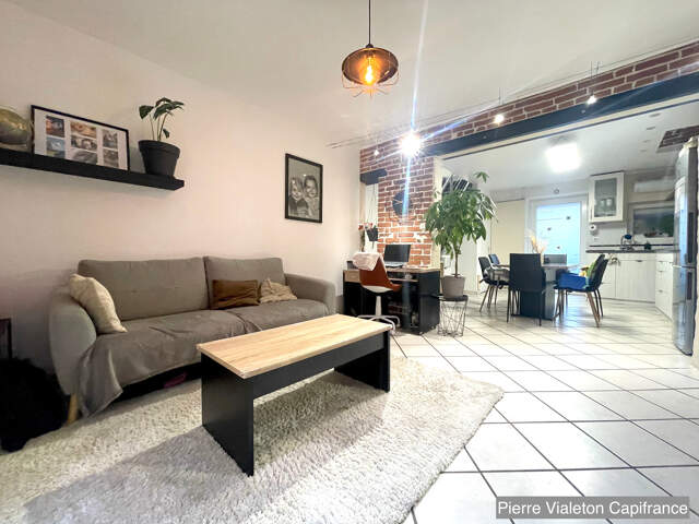 SAINT-CHAMOND- duplex familial lumineux - 103,43m2 loi Carrez (109,70m2 au sol )- 3 chambres -balcon — photo du bien