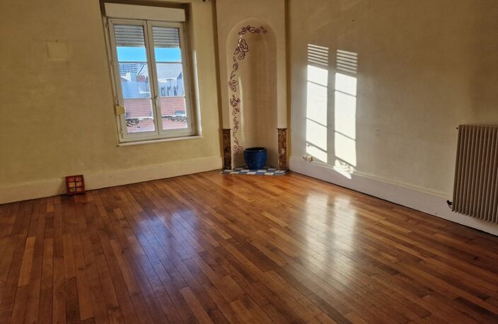 Dpt Meurthe et Moselle (54), à vendre NANCY Bel APPARTEMENT T2 bis de 70 m2 env — photo 2