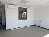 Local/bureau à louer CHAMBERY (73) 280 m² — photo 3
