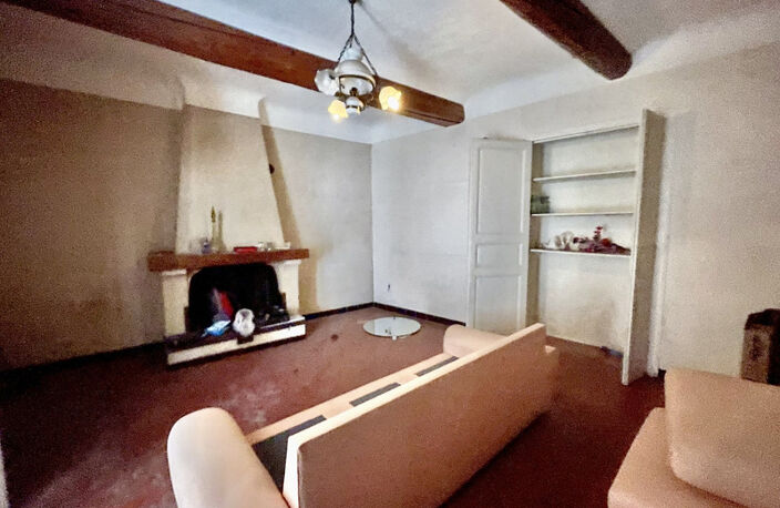 MAISON A RENOVER 160m2 + COMBLES AMENAGEABLES DE 75m2 — photo 2