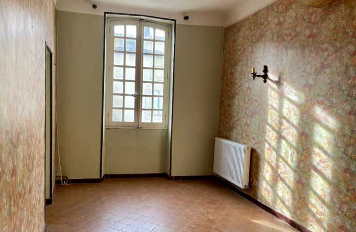 MAISON A RENOVER 160m2 + COMBLES AMENAGEABLES DE 75m2 — photo 3