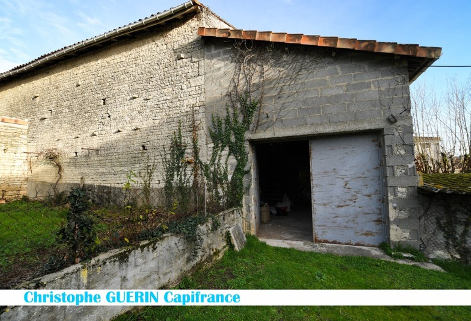 Local/bureau à vendre proche de MONTIGNAC CHARENTE (16) — photo 1