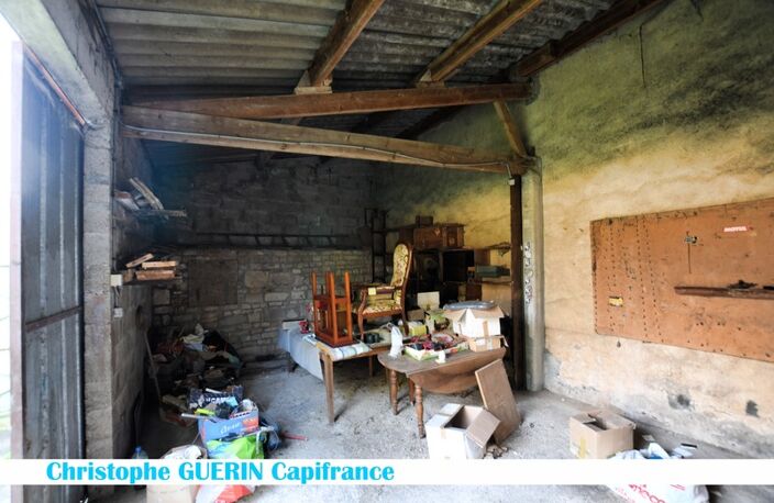 Local/bureau à vendre proche de MONTIGNAC CHARENTE (16) — photo 4