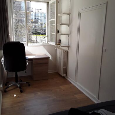Appartement 1 pièces 375 €
