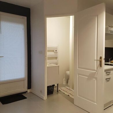 Appartement 2 pièces 700 €