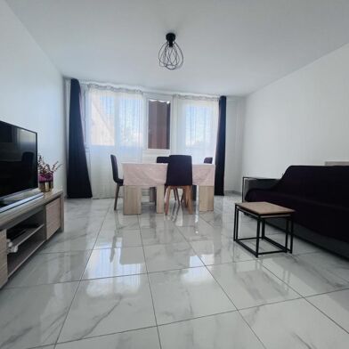 Appartement 3 pièces 1100 €