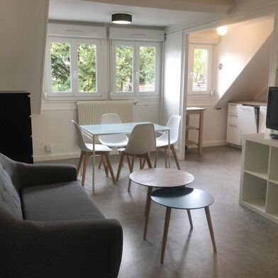 Appartement 2 pièces 670 €