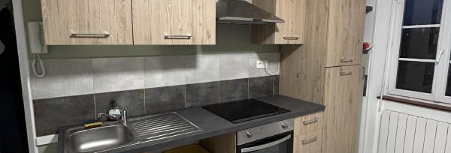 Appartement  27 m² à louer à Argentan (61200)