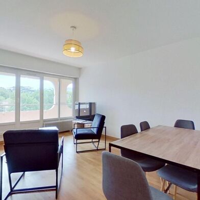 Appartement 6 pièces 420 €