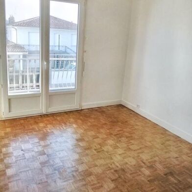 Appartement 4 pièces 1500 €