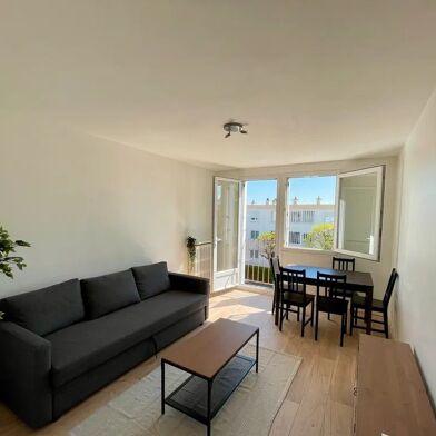 Appartement 3 pièces 1100 €
