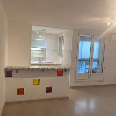 Appartement 2 pièces 835 €