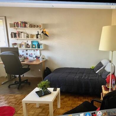 Appartement 1 pièces 530 €