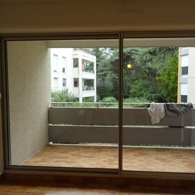 Appartement 2 pièces 880 €