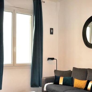 Appartement 3 pièces 1070 €