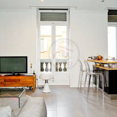 Appartement 3 pièces 1140 €