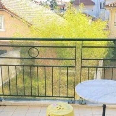 Appartement 3 pièces 1230 €