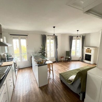 Appartement 2 pièces 1350 €