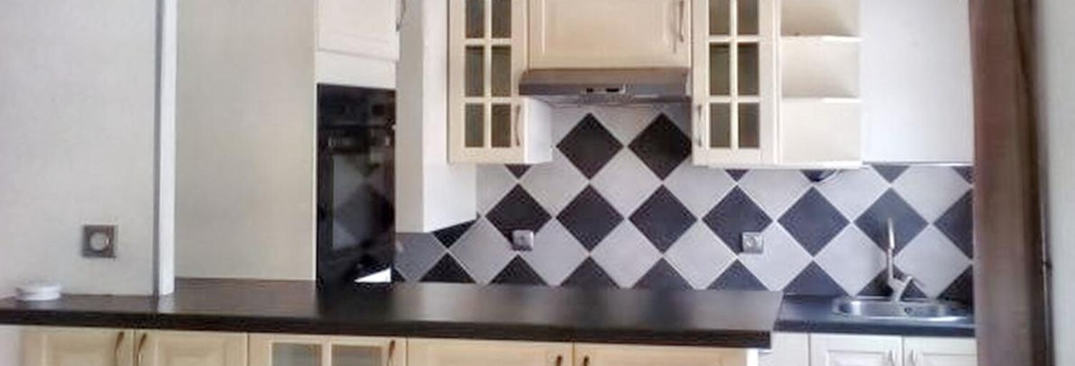 Appartement 1 Pièce 30 m² à louer à Corbeil-Essonnes (91100)