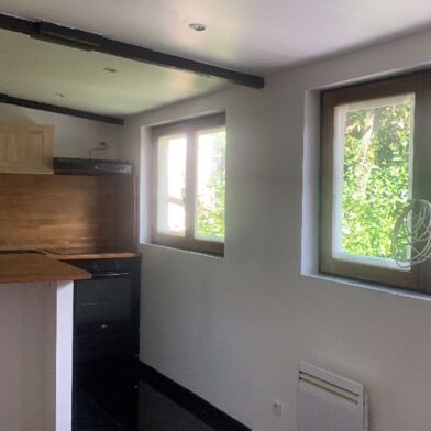 Appartement 2 pièces 900 €