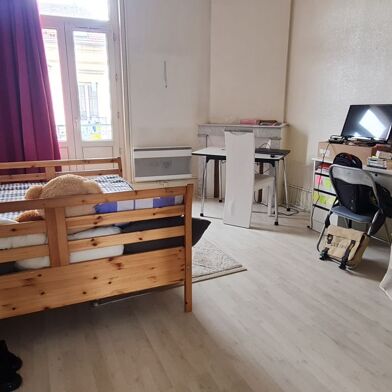 Appartement 1 pièces 400 €