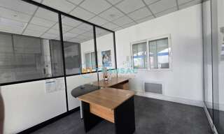 Commerce  81 m² à louer à Pontault-Combault (77340)