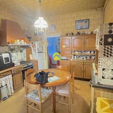 Maison 5 pièces 147150 €