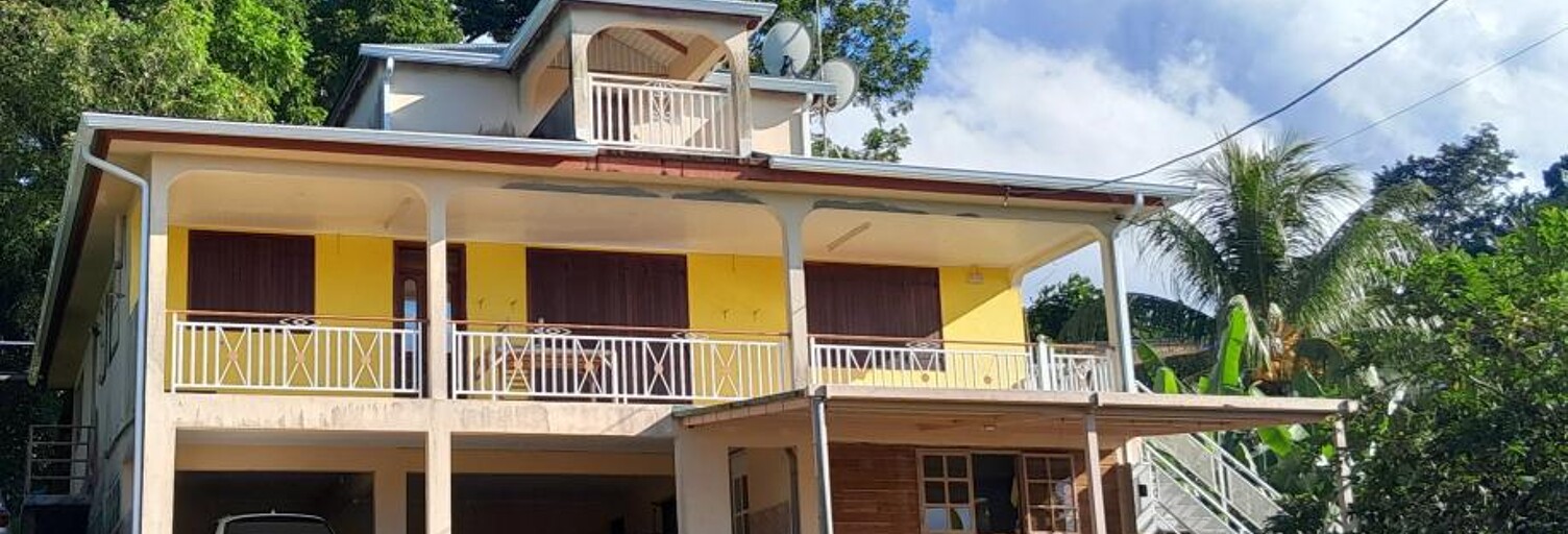 Maison 6 Pièces 220 m² à vendre à Deshaies (97126)