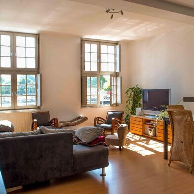 Appartement 3 pièces 966 €