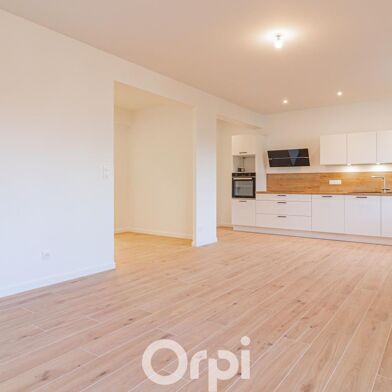 Appartement 3 pièces 284850 €