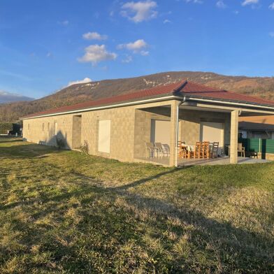 Maison 5 pièces 395500 €