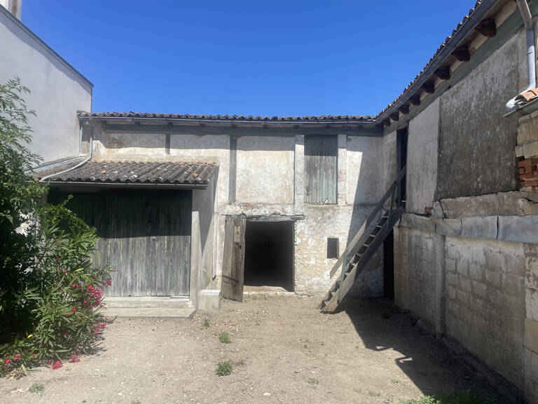 Chai à rénover avec permis de construire — photo 1