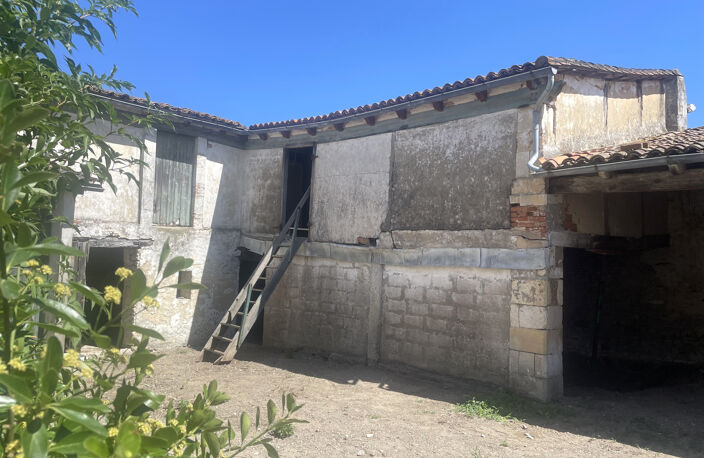 Chai à rénover avec permis de construire — photo 2