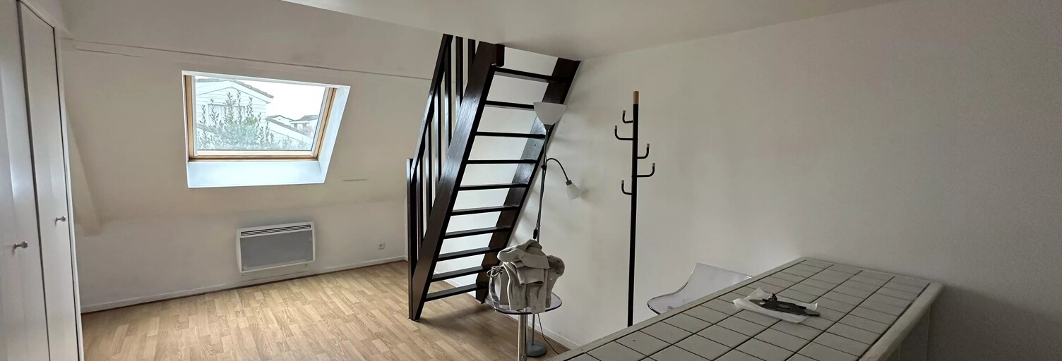 Appartement 1 Pièce 19 m² à louer à Périgny (94520)