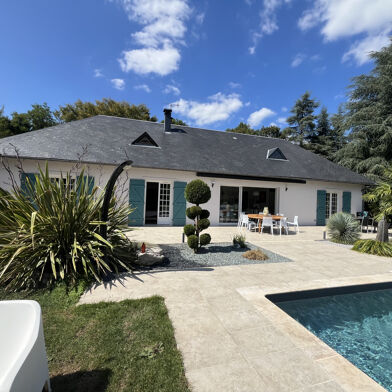 Maison 5 pièces 550700 €