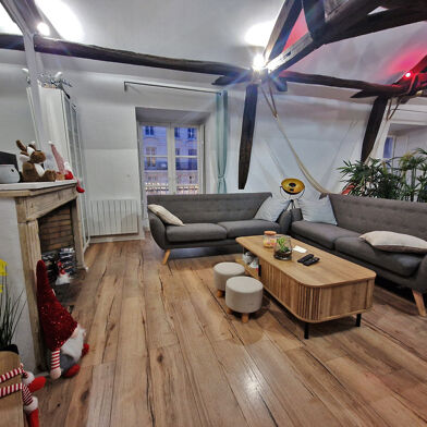 Appartement 7 pièces 290000 €